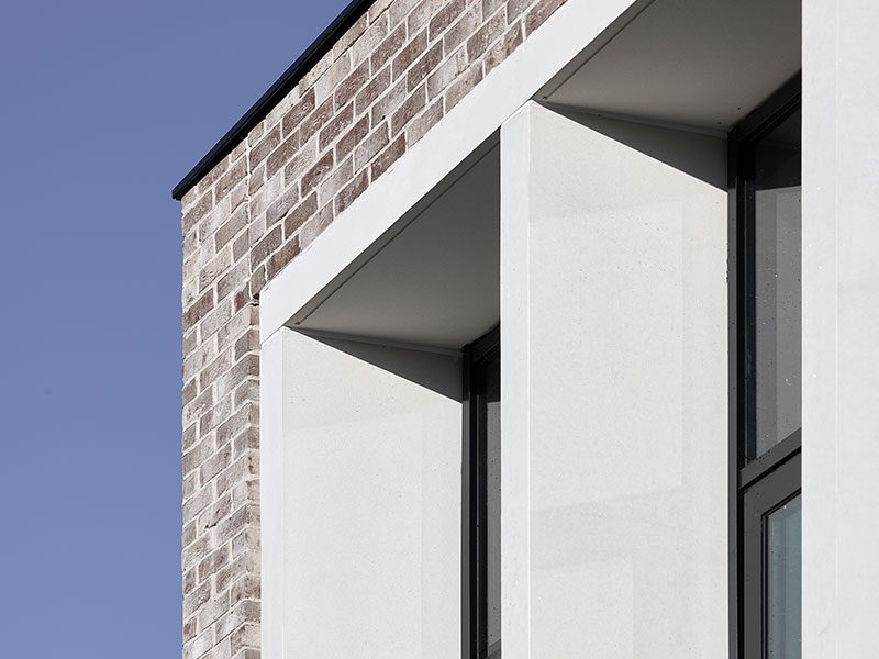 Rutherglen links detail window